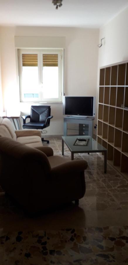 Lucy Home Lussuoso Appartamento Recanati Mare Giardini Naxos Bagian luar foto